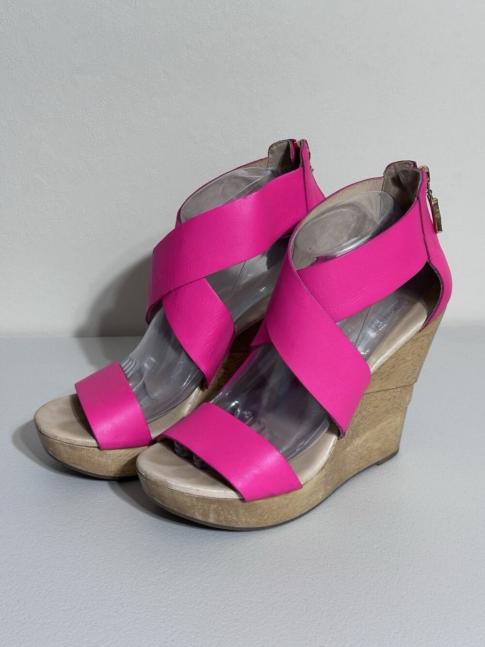 Diane von Furstenberg DVF Womens Size 8.5 Hot Pink Leather Wedge Sandal Barbie